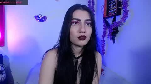 sophia hottie online show from January 8, 11:30 pm