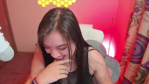 Snapshot of sophia_grants chatting on February 9, 7:16 am sophia_grants online show from February 9, 7:16 am