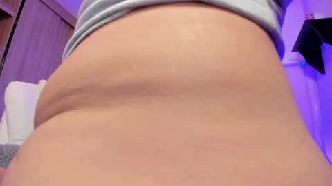 Snapshot of sophia_grants chatting on February 25, 6:03 am sophia_grants online show from February 25, 6:03 am