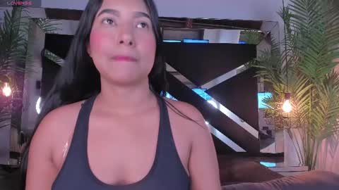 Snapshot of sophia_greey_ chatting on July 16, 6:25 pm Shopia online show from July 16, 6:25 pm