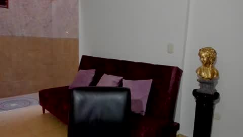 Snapshot of sophia_harry chatting on February 12, 10:26 pm sophia CM online show from February 12, 10:26 pm