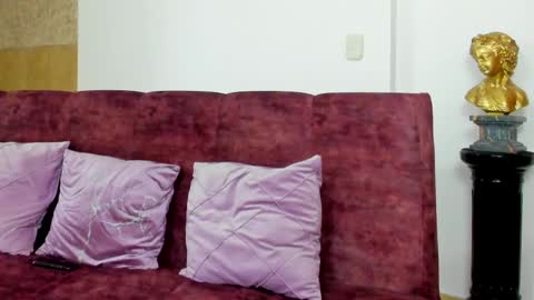 Snapshot of sophia_harry chatting on March 11, 3:59 am sophia CM online show from March 11, 3:59 am
