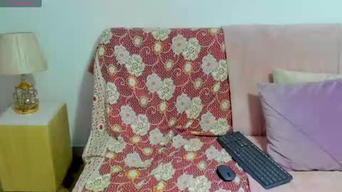 sophia CM online show from June 13, 3:32 pm