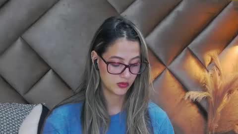 Snapshot of sophia_loreenn chatting on October 7, 1:52 pm Sofia online show from October 7, 1:52 pm