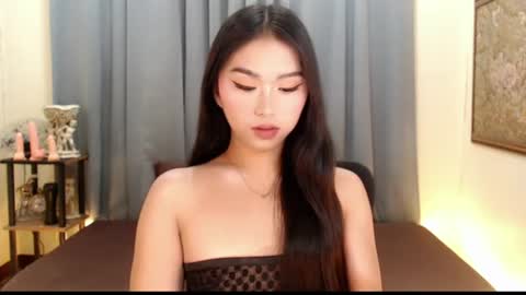 Snapshot of sophia_lust69 chatting on December 23, 10:46 am sophia_lust69 online show from December 23, 10:46 am