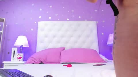 Sophia  online show from November 22, 7:57 pm