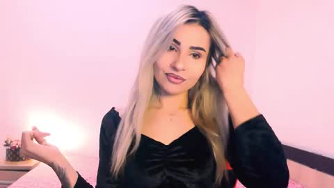 Snapshot of sophia_smith4146 chatting on March 1, 4:03 am sophia smith4146 online show from March 1, 4:03 am