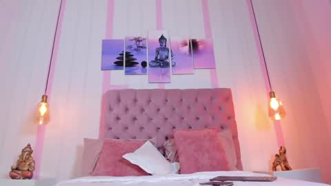 Snapshot of sophia_turneer chatting on January 25, 8:21 pm sophia_turneer online show from January 25, 8:21 pm