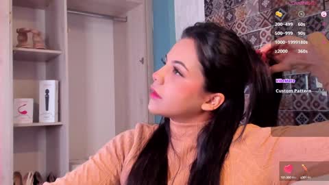 Snapshot of sophia_wilsonn_ chatting on January 20, 11:13 am Sofi online show from January 20, 11:13 am