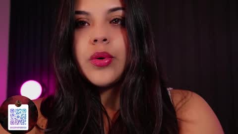 Snapshot of sophia_wilsonn_ chatting on April 6, 10:49 am Sofi online show from April 6, 10:49 am