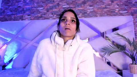 Sophia Paris online show from December 23, 4:10 am