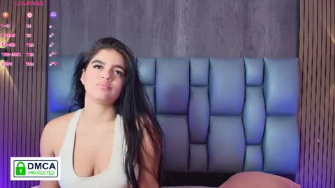 Snapshot of sophiaa_taylor_ chatting on July 14, 11:16 am online show from July 14, 11:16 am