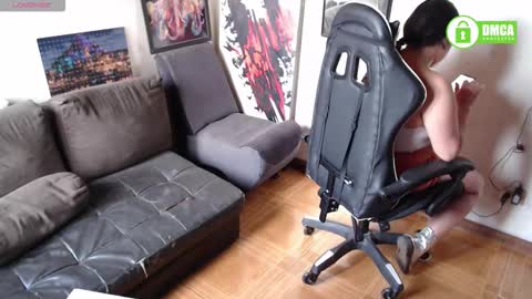 Snapshot of sophiaa_vega_ chatting on December 13, 7:53 pm sophiaa_vega_ online show from December 13, 7:53 pm