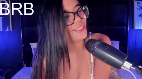 Sophie Hill  online show from November 26, 4:46 am