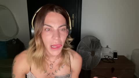 SophiaAt40 online show from June 18, 7:51 pm
