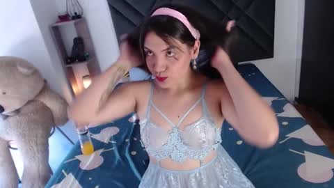 Sofia online show from January 17, 8:23 pm