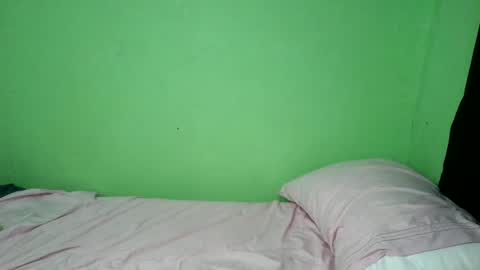 Snapshot of sophialaurel chatting on June 12, 8:19 pm sophialaurel online show from June 12, 8:19 pm