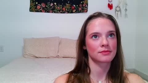 sophiaskyee444 online show from June 26, 10:58 pm