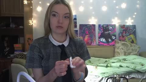 Snapshot of sophiasonata chatting on January 13, 12:24 pm SophiaSonata online show from January 13, 12:24 pm