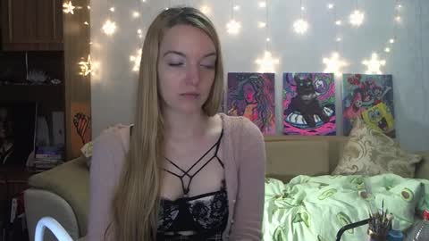 Snapshot of sophiasonata chatting on January 19, 7:37 pm SophiaSonata online show from January 19, 7:37 pm