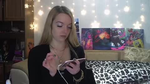 Snapshot of sophiasonata chatting on January 25, 10:28 pm SophiaSonata online show from January 25, 10:28 pm