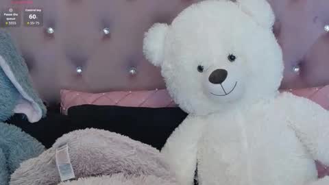 Snapshot of sophiastarr10 chatting on October 29, 8:54 pm sophiastarr10 online show from October 29, 8:54 pm