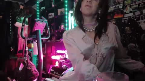 Sophie Satin1980 online show from May 15, 11:12 pm