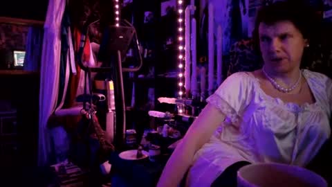 Sophie Satin1980 online show from August 7, 11:51 pm