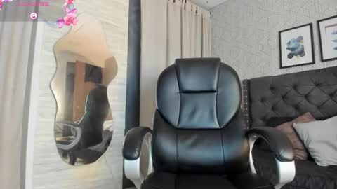 sophie__blare online show from October 17, 7:16 pm