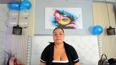 Snapshot of sophie__blare chatting on June 14, 12:51 pm sophie__blare online show from June 14, 12:51 pm