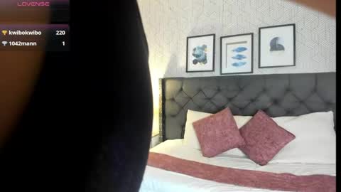 Snapshot of sophie__blare chatting on June 19, 7:50 pm sophie__blare online show from June 19, 7:50 pm