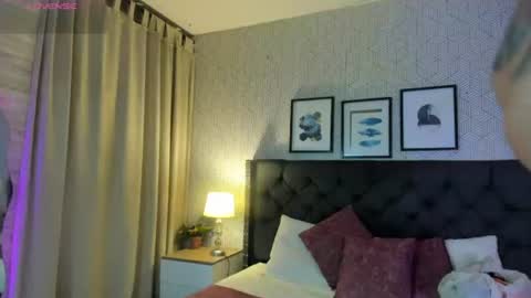 Snapshot of sophie__blare chatting on July 11, 5:15 pm sophie__blare online show from July 11, 5:15 pm