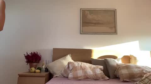 Snapshot of sophie_amalia chatting on November 7, 1:44 pm sophie_amalia online show from November 7, 1:44 pm