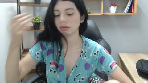 S O P H I E online show from June 14, 2:41 pm