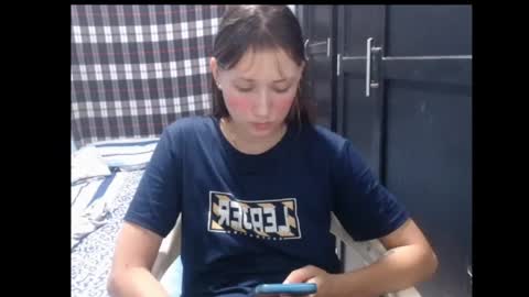 sophie online show from November 20, 6:35 am