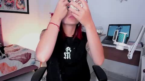 sophie doll online show from April 3, 4:16 pm