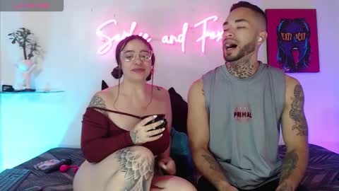 Snapshot of sophie_foxx chatting on March 4, 12:11 pm SOPHIE - FOXX online show from March 4, 12:11 pm
