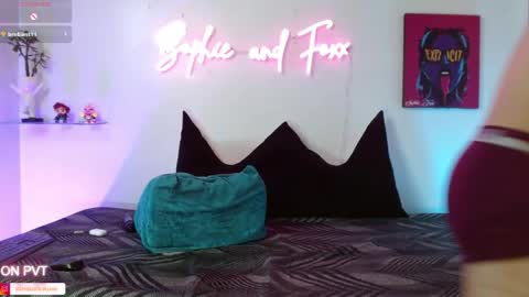Snapshot of sophie_foxx chatting on April 13, 1:00 am SOPHIE - FOXX online show from April 13, 1:00 am