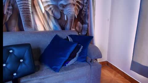  SOPHIE JANNER online show from January 9, 8:21 pm