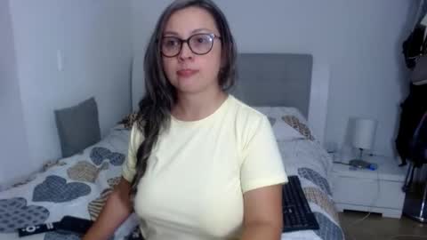 Sofa online show from February 18, 2:07 am