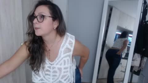 Sofa online show from June 11, 2:53 am