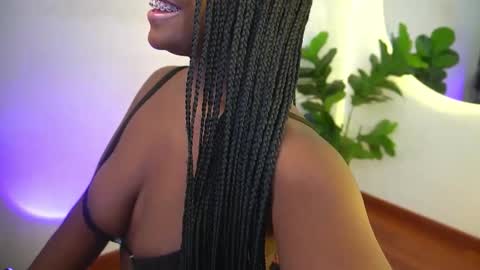 Sophie online show from June 4, 3:29 pm