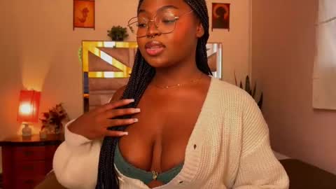 Sophie online show from August 2, 10:08 pm