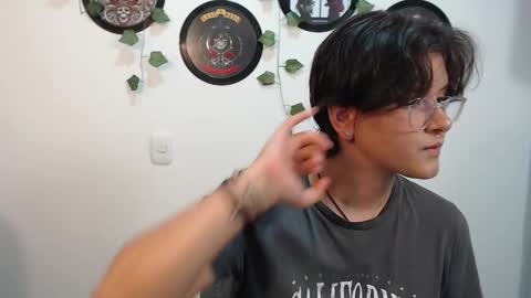 sophie_ross1 online show from September 22, 1:51 am