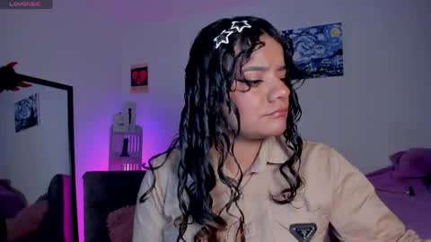 Snapshot of sophie_t_ chatting on May 6, 8:30 am Sofia online show from May 6, 8:30 am