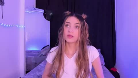 Sophie online show from July 25, 1:58 am