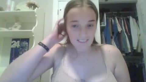 Sophie Bateman online show from January 25, 2:15 am