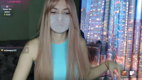 Snapshot of sophieblackwood chatting on March 4, 9:04 am Sophie online show from March 4, 9:04 am