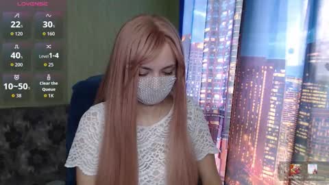 Snapshot of sophieblackwood chatting on March 23, 8:51 am Sophie online show from March 23, 8:51 am