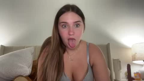 Sophie online show from January 8, 12:13 am